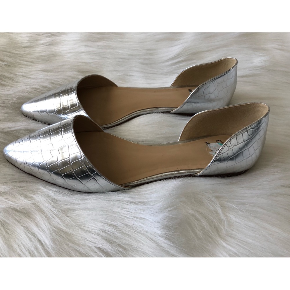 Free People Metallic Silver Croc Flats
